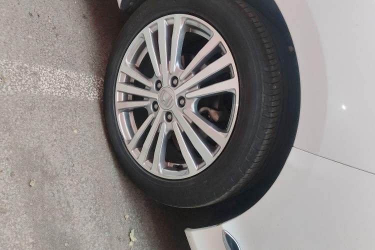Used Honda Elysion 2016 2.4L Luxury Edition Right Front Wheel Hub