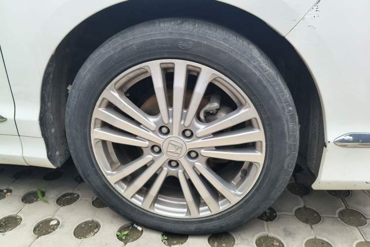 Used Honda Elysion 2016 2.4L Style Edition Right Front Wheel Hub
