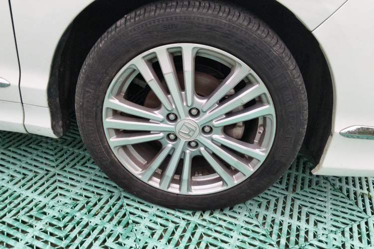 Used Honda Elysion 2016 2.4L Luxury Edition Right Front Wheel Hub