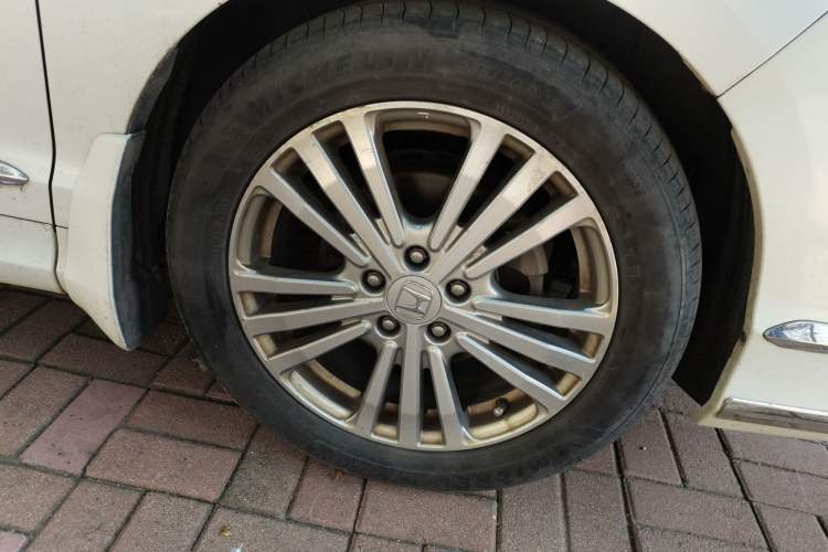 Used Honda Elysion 2016 2.4L Supreme Edition Right Front Wheel Hub