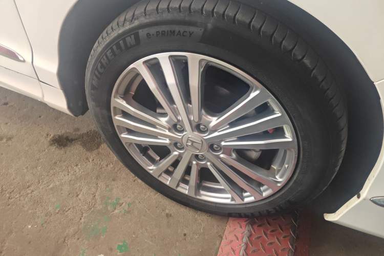 Used Honda Elysion 2016 2.4L Comfort Edition Right Front Wheel Hub