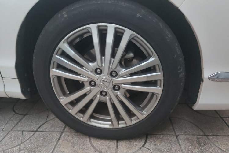 Used Honda Elysion 2016 2.4L Style Edition Right Front Wheel Hub