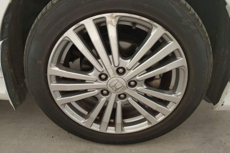 Used Honda Elysion 2016 2.4L Style Edition Right Front Wheel Hub