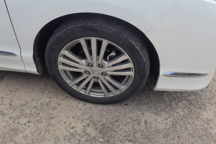 Used Honda Elysion 2016 2.4L Supreme Edition Right Front Wheel Hub