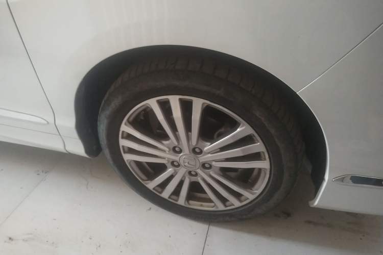 Used Honda Elysion 2016 2.4L Classic Edition Right Front Wheel Hub