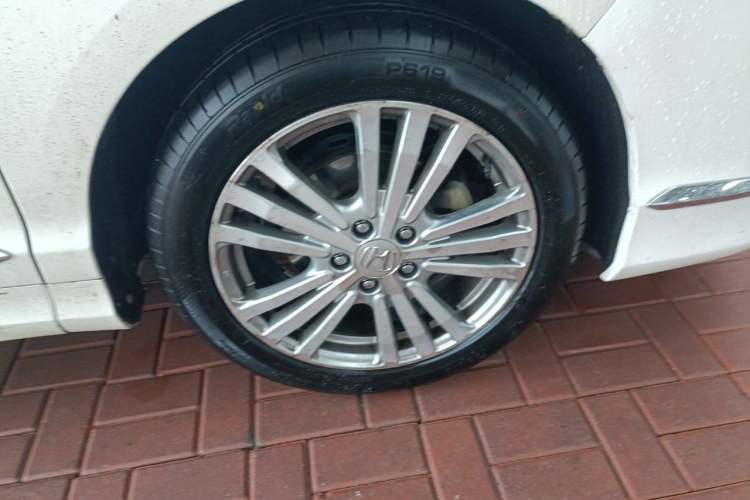 Used Honda Elysion 2016 2.4L Style Edition Right Front Wheel Hub