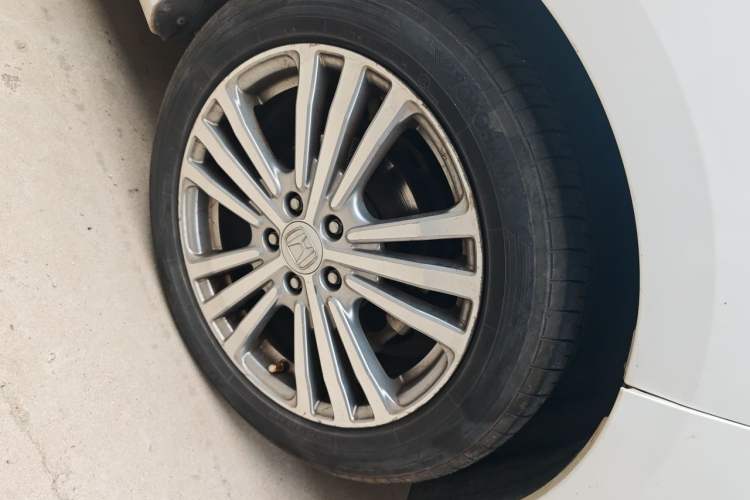 Used Honda Elysion 2016 2.4L Supreme Edition Right Front Wheel Hub
