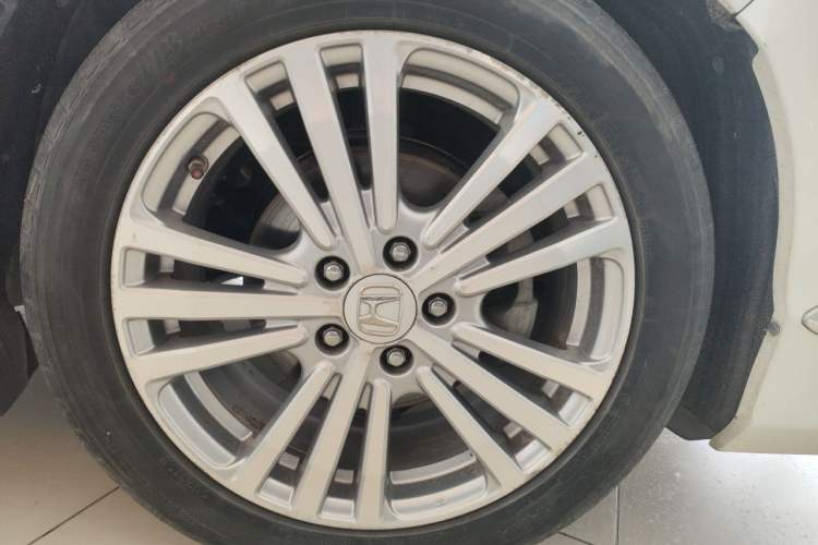 Used Honda Elysion 2016 2.4L Supreme Edition Right Front Wheel Hub