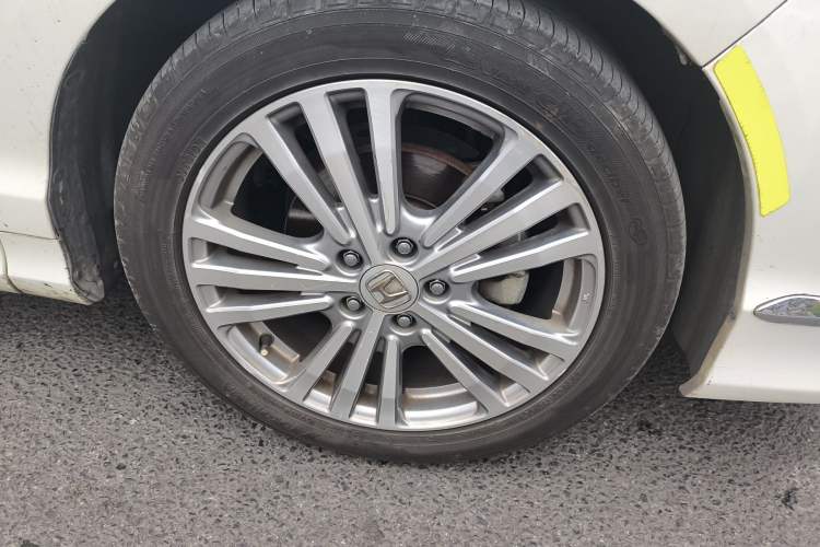 Used Honda Elysion 2016 2.4L Supreme Edition Right Front Wheel Hub