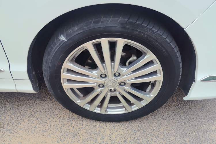 Used Honda Elysion 2016 2.4L Classic Edition Right Front Wheel Hub