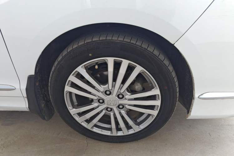 Used Honda Elysion 2016 2.4L Supreme Edition Right Front Wheel Hub