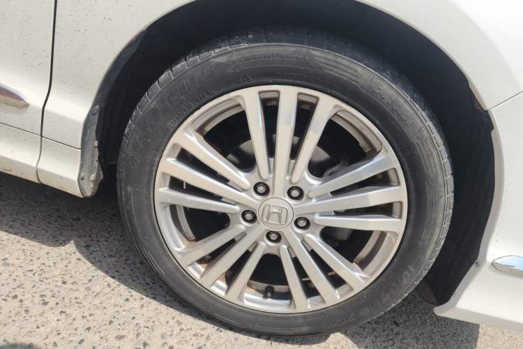 Used Honda Elysion 2016 2.4L Comfort Edition Right Front Wheel Hub