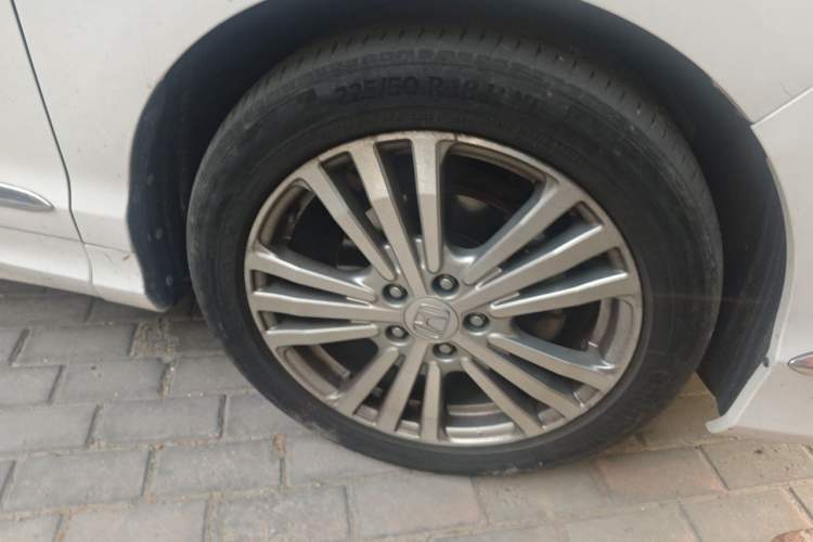 Used Honda Elysion 2016 2.4L Luxury Edition Right Front Wheel Hub