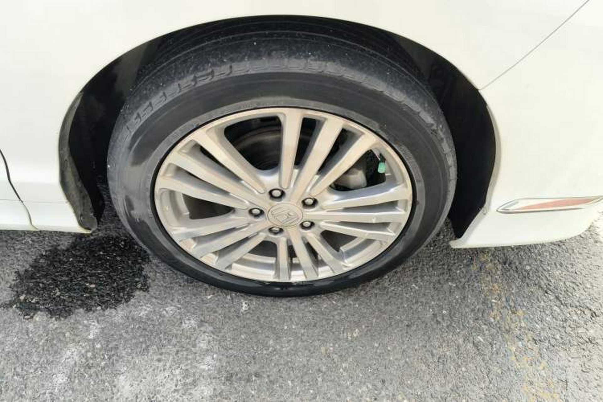 Used Honda Elysion 2016 2.4L Luxury Edition Right Front Wheel Hub