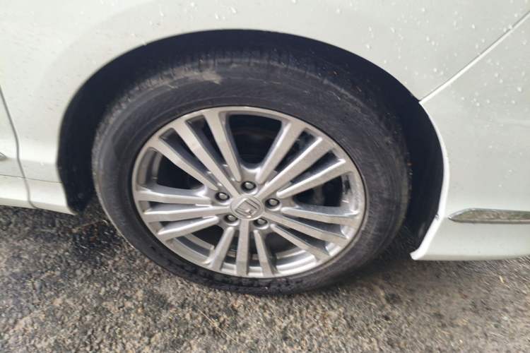 Used Honda Elysion 2016 2.4L Comfort Edition Right Front Wheel Hub
