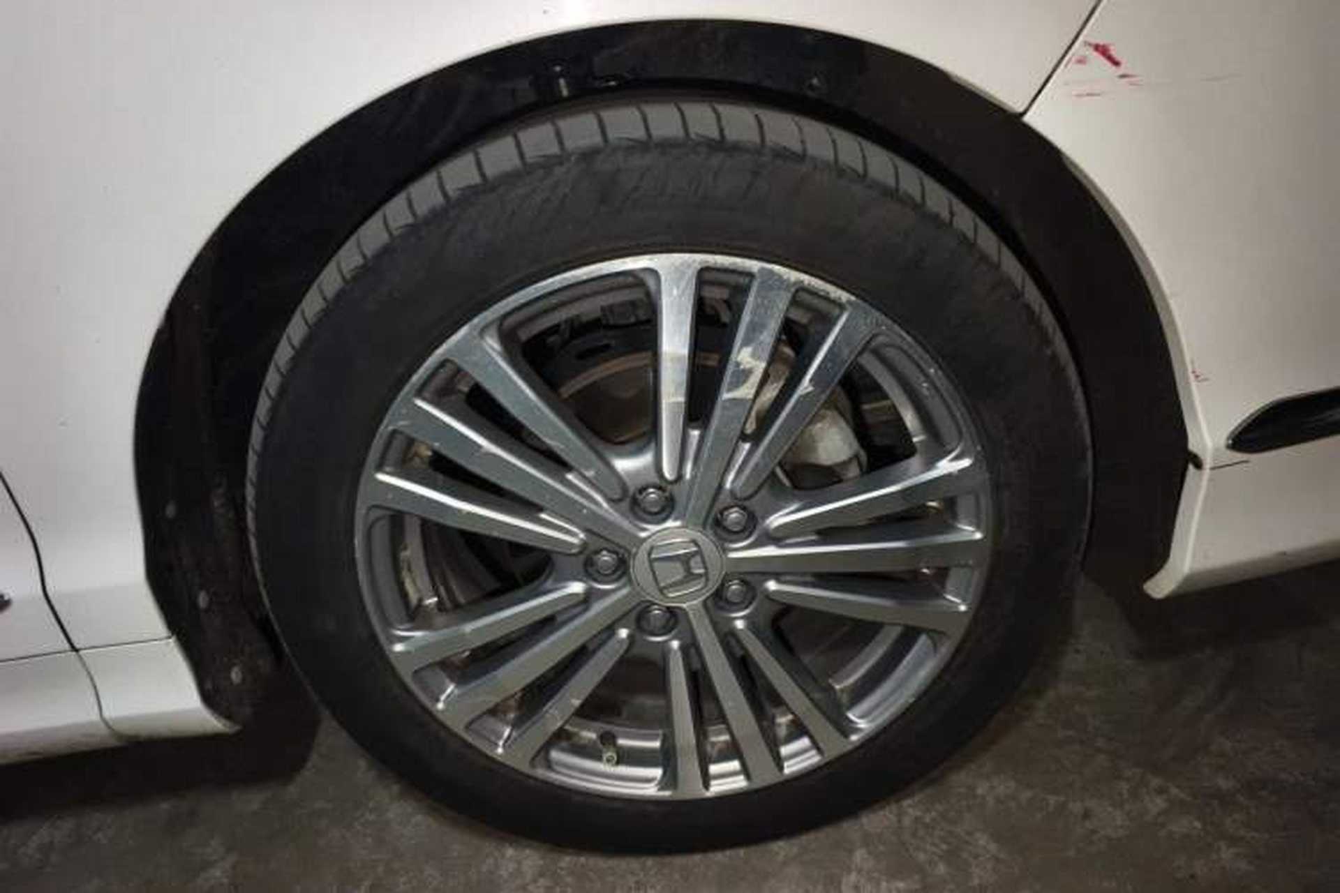 Used Honda Elysion 2016 2.4L Comfort Edition Right Front Wheel Hub