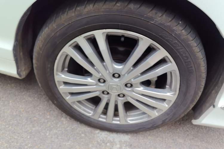 Used Honda Elysion 2016 2.4L Supreme Edition Right Front Wheel Hub