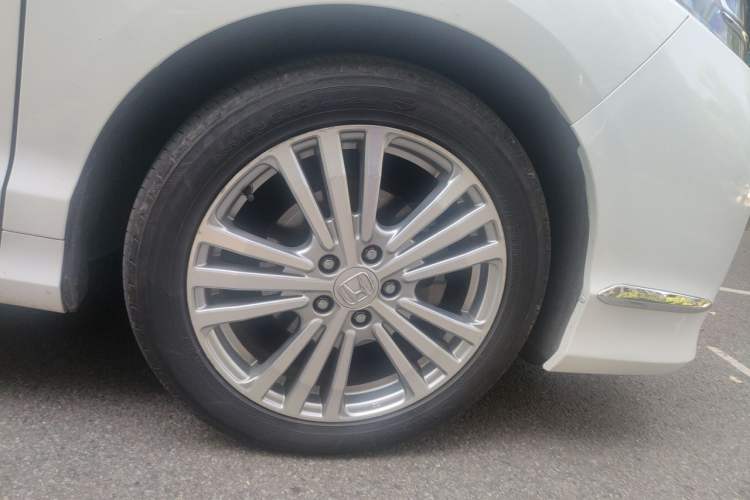 Used Honda Elysion 2016 2.4L Classic Edition Right Front Wheel Hub