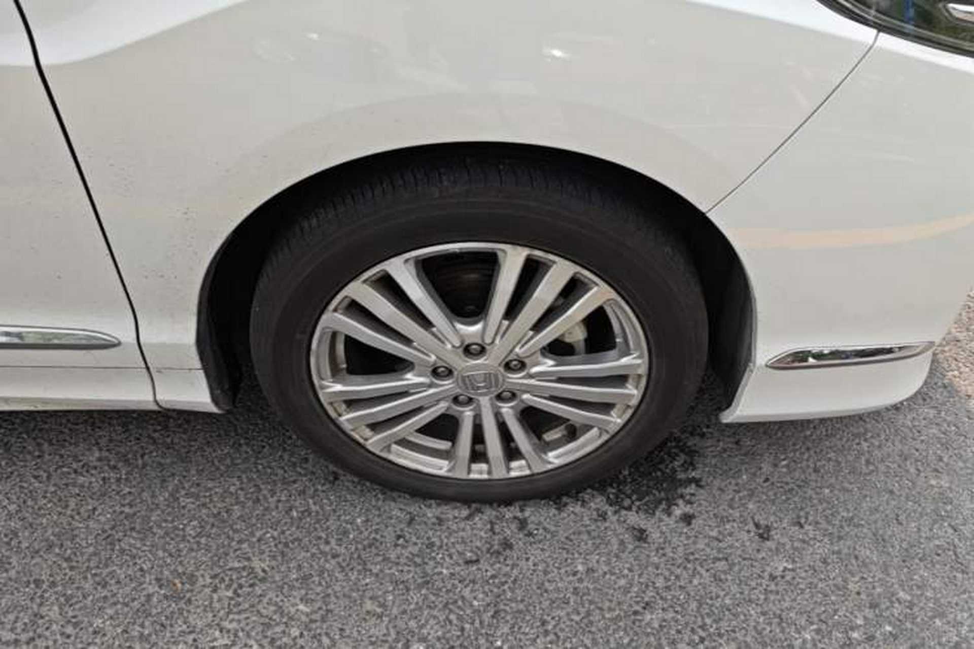 Used Honda Elysion 2016 2.4L Luxury Edition Right Front Wheel Hub
