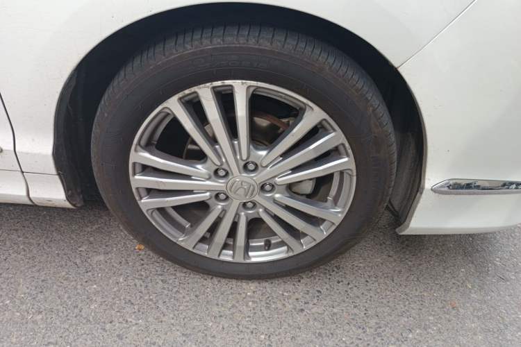 Used Honda Elysion 2016 2.4L Supreme Edition Right Front Wheel Hub