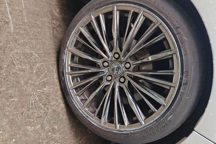 Used Honda Elysion 2016 2.4L Luxury Edition Right Front Wheel Hub