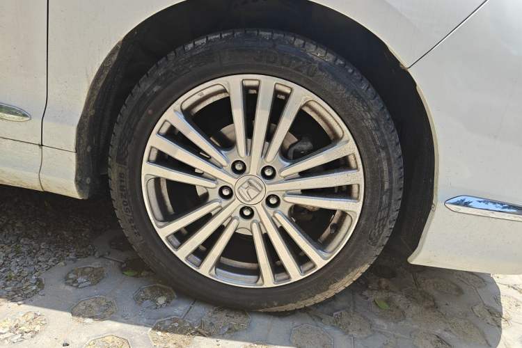 Used Honda Elysion 2016 2.4L Luxury Edition Right Front Wheel Hub
