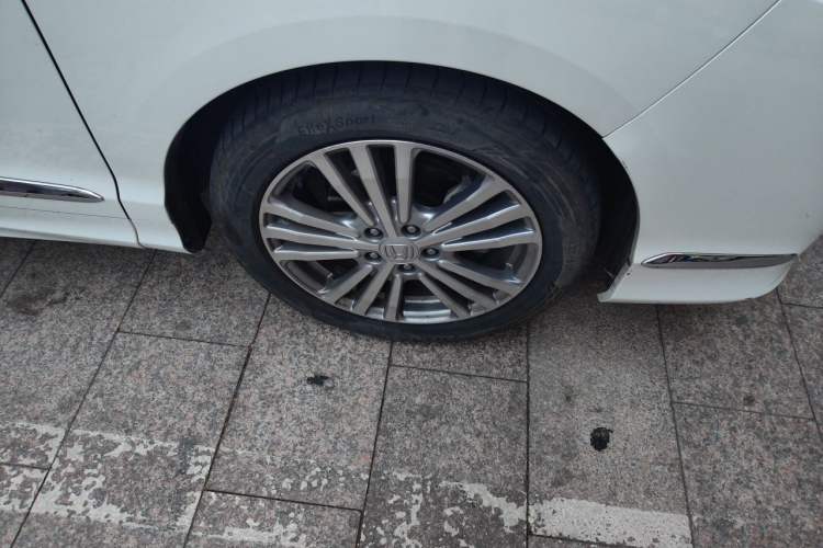 Used Honda Elysion 2016 2.4L Luxury Edition Right Front Wheel Hub