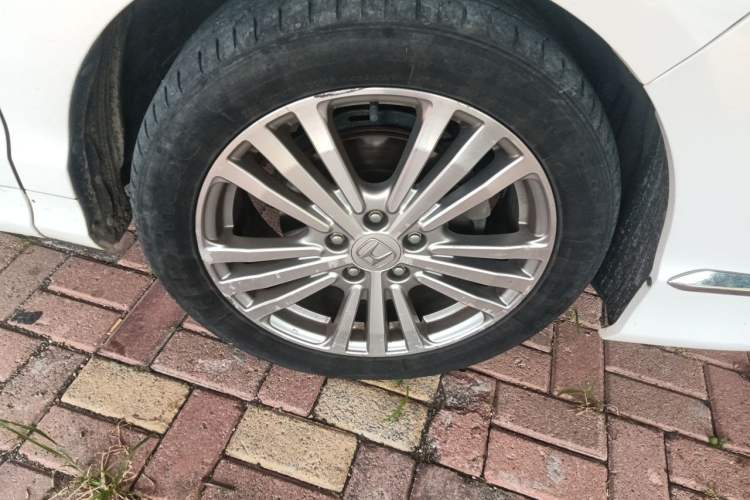 Used Honda Elysion 2016 2.4L Classic Edition Right Front Wheel Hub
