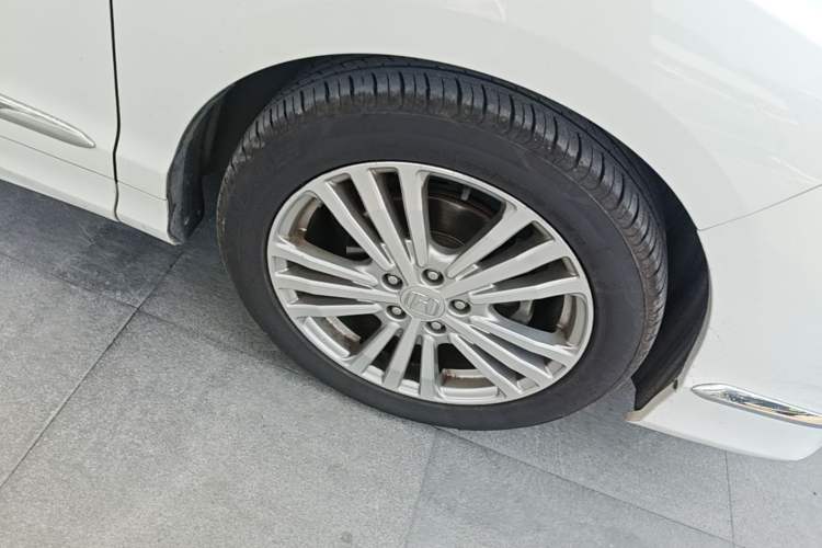 Used Honda Elysion 2016 2.4L Style Edition Right Front Wheel Hub