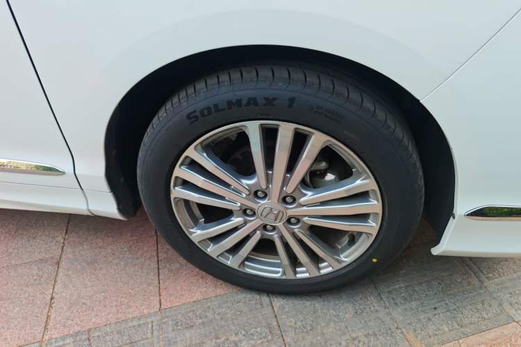 Used Honda Elysion 2016 2.4L Supreme Edition Right Front Wheel Hub