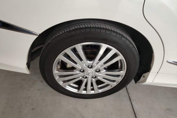 Used Honda Elysion 2016 2.4L Luxury Edition Right Rear Wheel Hub