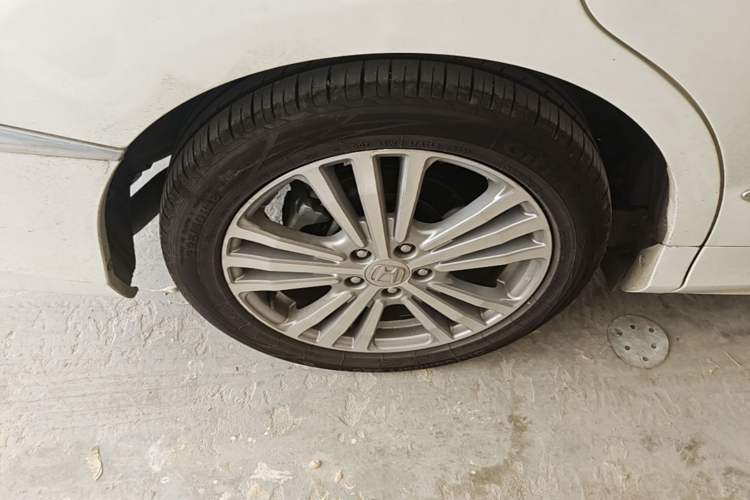 Used Honda Elysion 2016 2.4L Supreme Edition Right Rear Wheel Hub