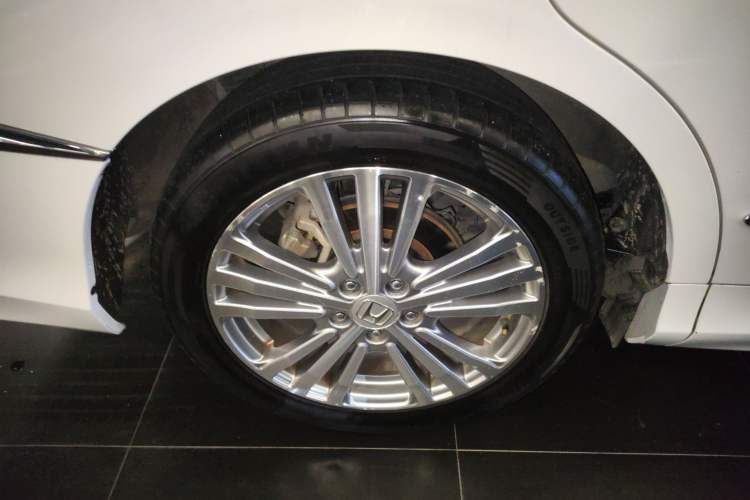 Used Honda Elysion 2016 2.4L Luxury Edition Right Rear Wheel Hub