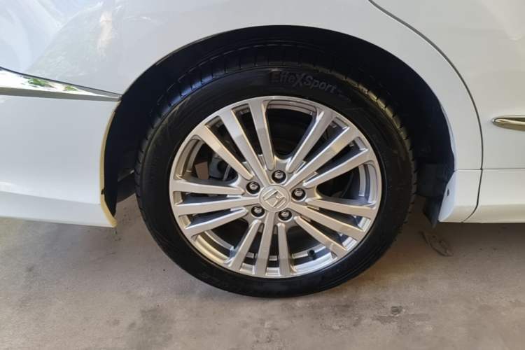 Used Honda Elysion 2016 2.4L Style Edition Right Rear Wheel Hub