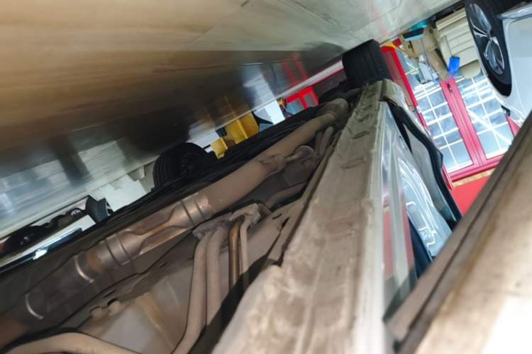 Used Honda Elysion 2016 2.4L Comfort Edition Right Side Sill