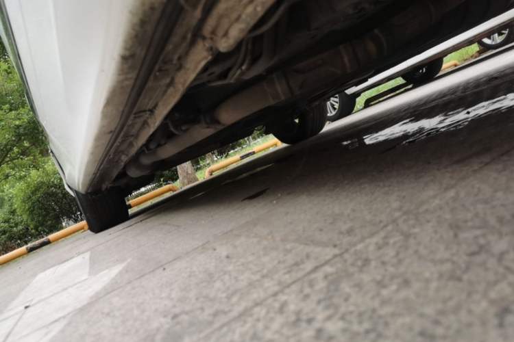 Used Honda Elysion 2016 2.4L Supreme Edition Right Side Sill