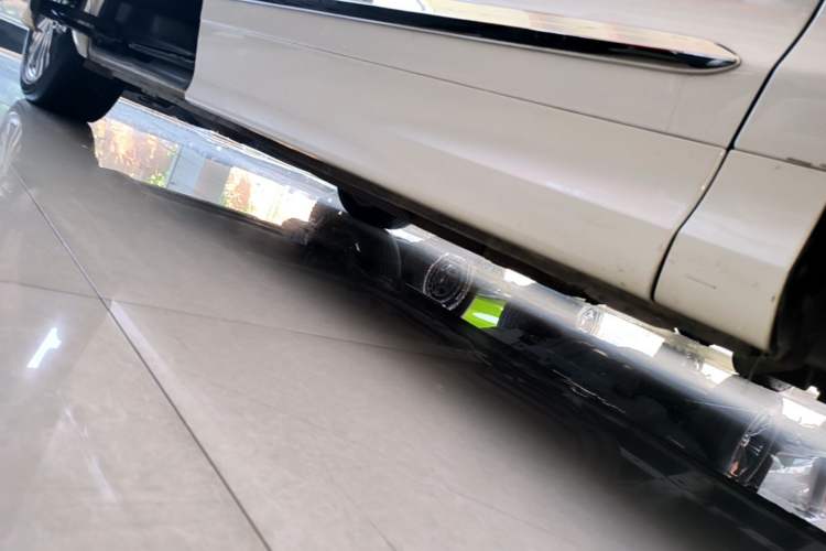 Used Honda Elysion 2016 2.4L Comfort Edition Right Side Sill