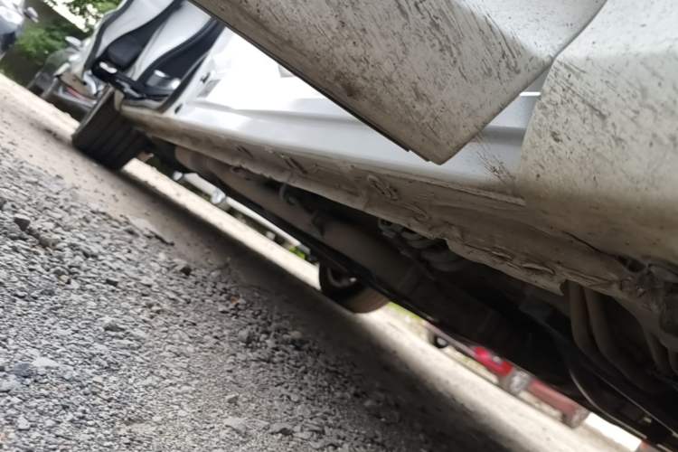 Used Honda Elysion 2016 2.4L Luxury Edition Right Side Sill