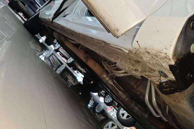 Used Honda Elysion 2016 2.4L Supreme Edition Right Side Sill