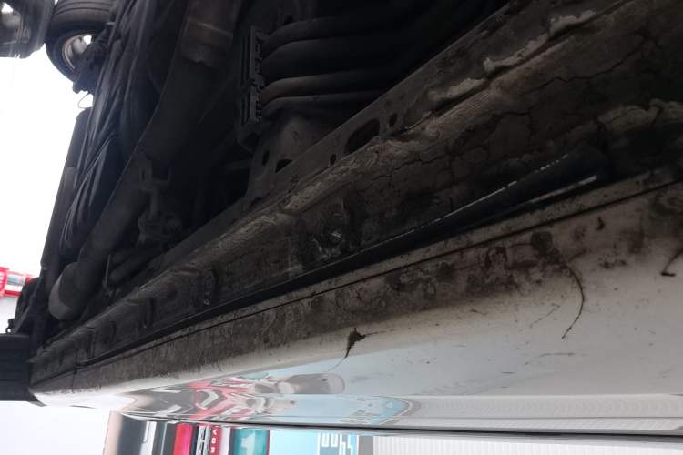 Used Honda Elysion 2016 2.4L Supreme Edition Right Side Sill