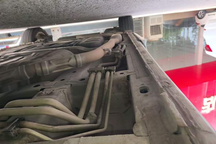Used Honda Elysion 2016 2.4L Classic Edition Right Side Sill