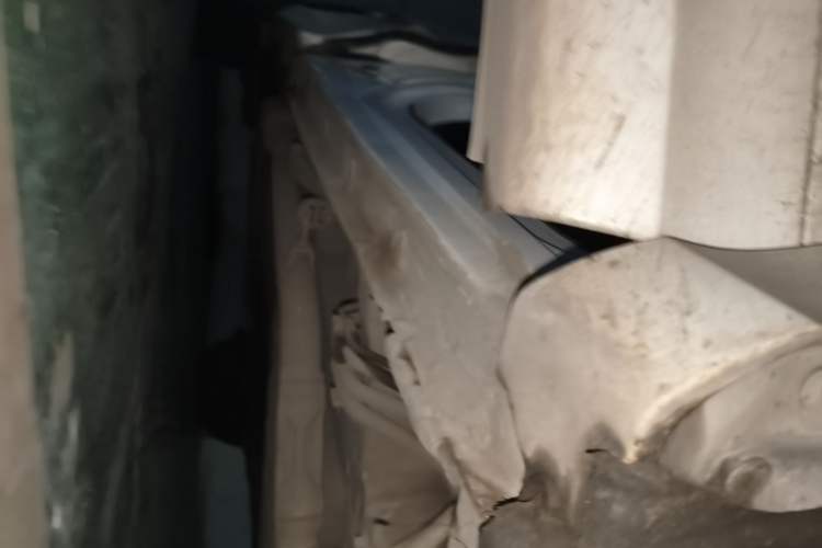 Used Honda Elysion 2016 2.4L Supreme Edition Right Side Sill