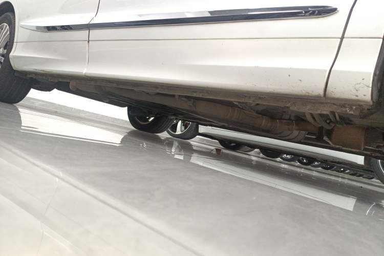 Used Honda Elysion 2016 2.4L Luxury Edition Right Side Sill