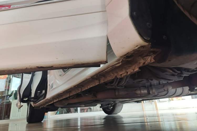 Used Honda Elysion 2016 2.4L Classic Edition Right Side Sill