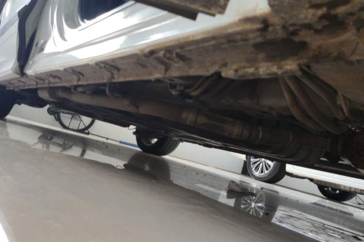 Used Honda Elysion 2016 2.4L Luxury Edition Right Side Sill