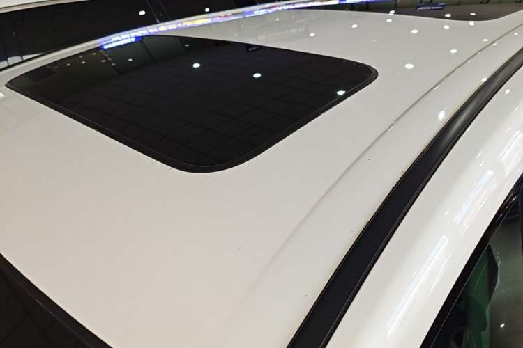Used Honda Elysion 2016 2.4L Supreme Edition Roof