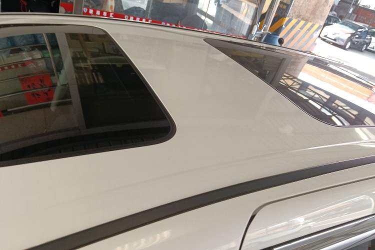 Used Honda Elysion 2016 2.4L Style Edition Roof