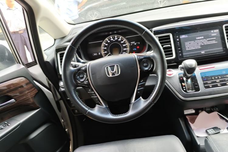 Used Honda Elysion 2016 2.4L Luxury Edition Steering Wheel