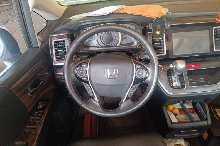 Used Honda Elysion 2016 2.4L Luxury Edition Steering Wheel