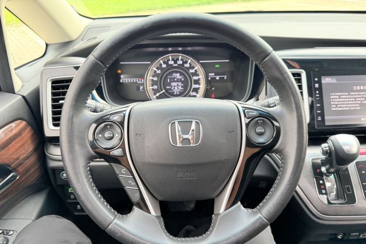 Used Honda Elysion 2016 2.4L Style Edition Steering Wheel